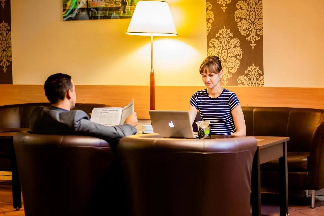 Hotel Wald Warsaw 3*,